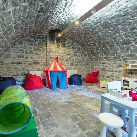 Hébergement de vacances Dependance Du Chateaux De Modave